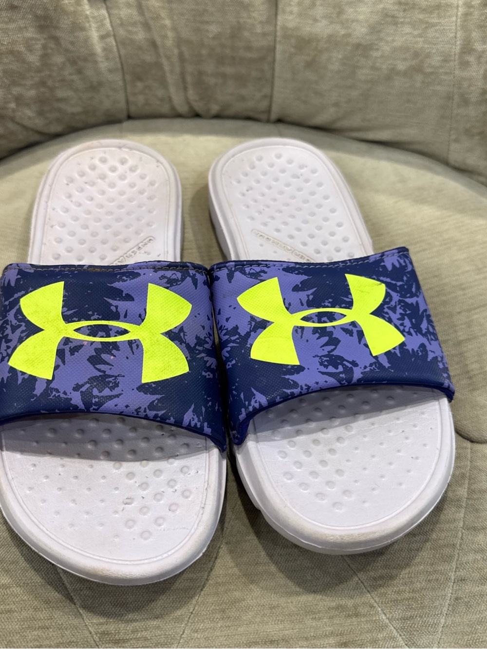 Under Armour Strike Floral Slip On Slide Sandals Purple/ Lil Girls Youth Size 4Y